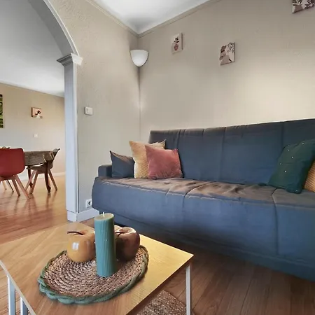 Lumineux Avec Balcon Saint-raphael *