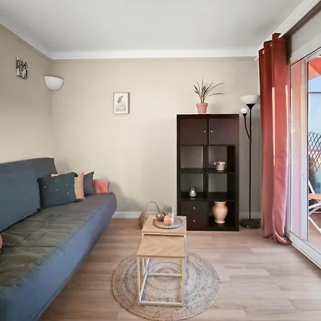 Apartment Lumineux Avec Balcon Saint-raphael