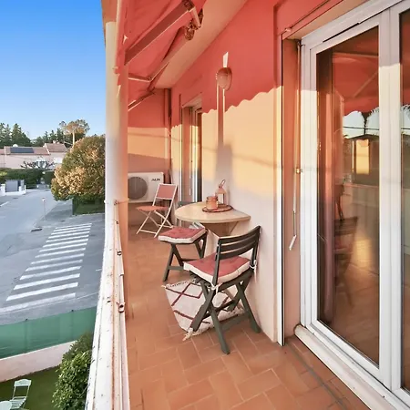 Appartement Lumineux Avec Balcon Saint-raphaël Saint-Raphaël