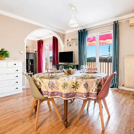 Lumineux Avec Balcon Saint-raphael Lejlighed