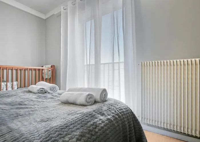 Апартаменты Lumineux Avec Balcon Saint-raphael *